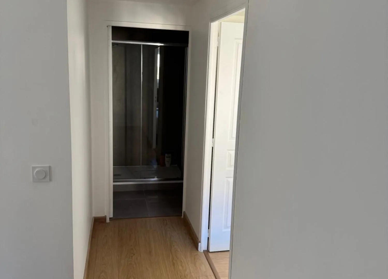 Grand T2 Renove Coeur De St-Priest Avec Parking Apartment Saint-Priest  0*, Saint-Priest (Rhone)
